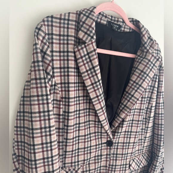 Torrid Plaid Blazer - Picture 2 of 6